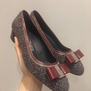 Salvatore Ferragamo vara shoes in US size 5
